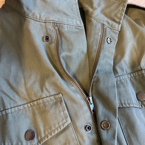 Cute army green belted trench coat - SIZE S - Picture 4 of 8